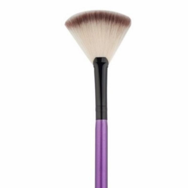 Маленькая кисть-веер для макия – обзор и цена Makeup Beauty Ro